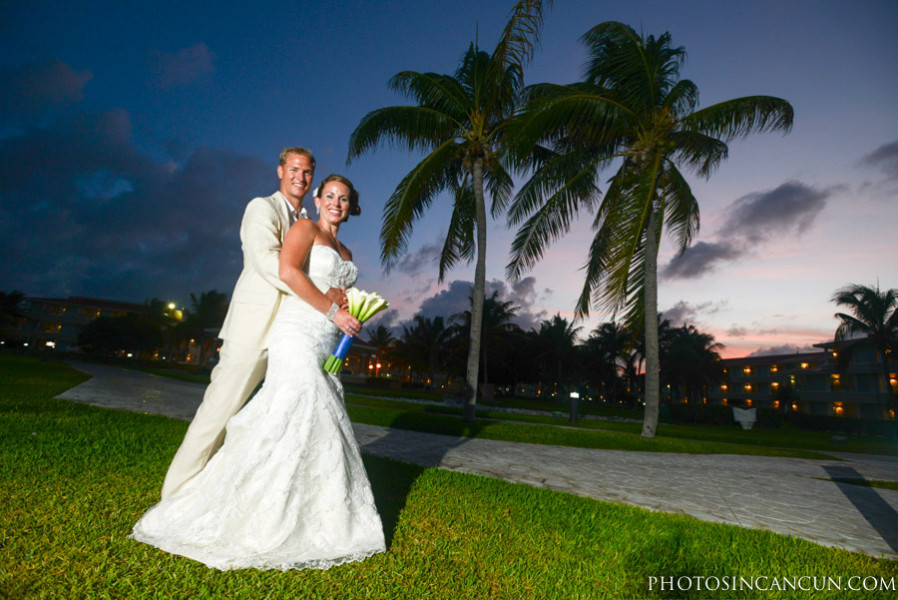 Moon Palace Wedding Horse Carriage